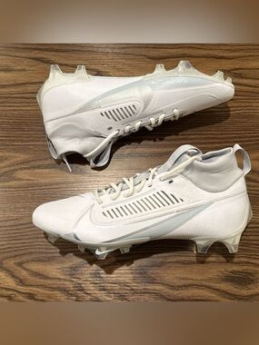 Size 11.5 Nike Vapor Edge Pro 360 2 White/Silver Football Cleats DA5456-100 NEW